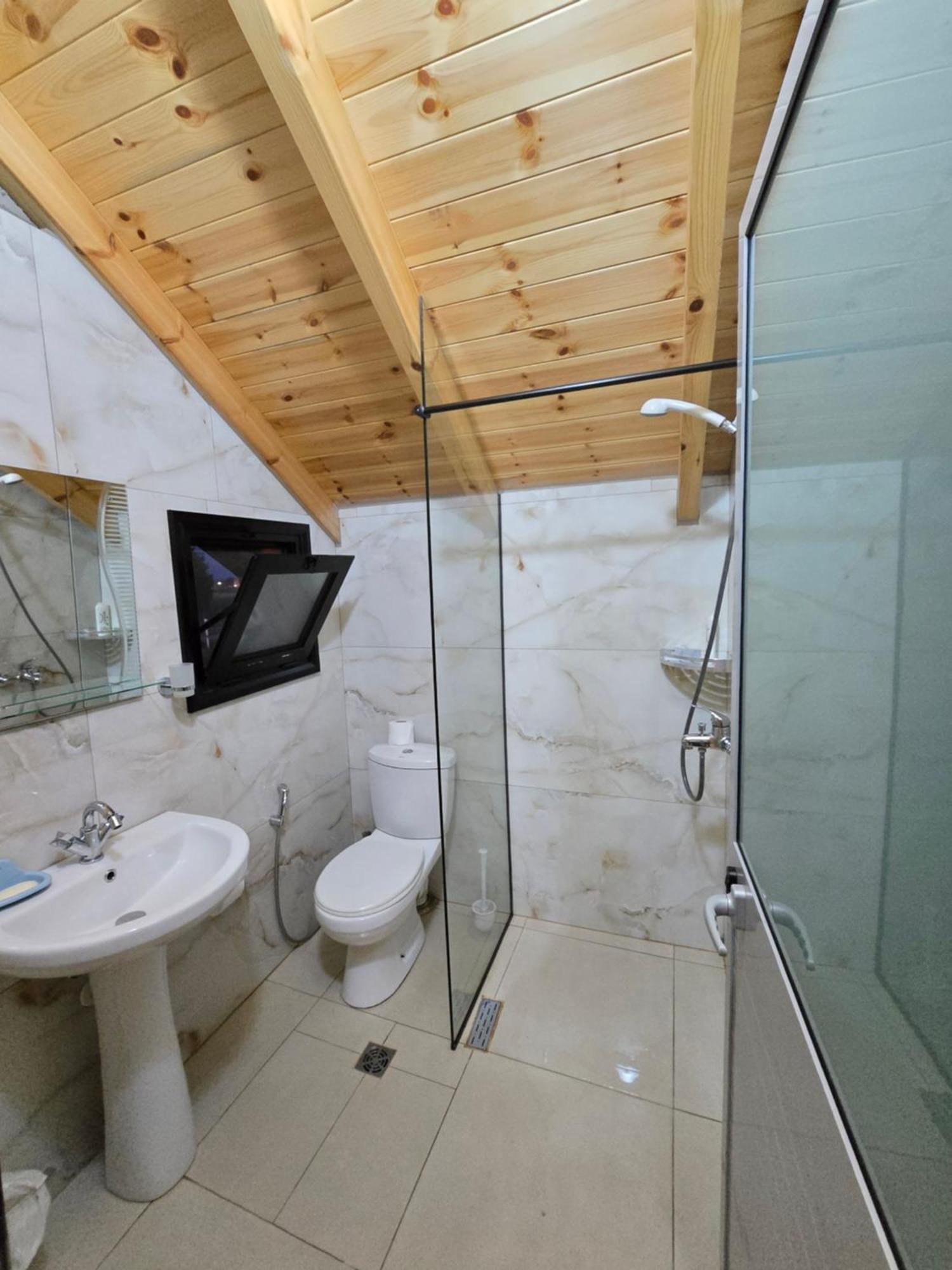 Beni Rooms Tale Lezhë 객실 사진